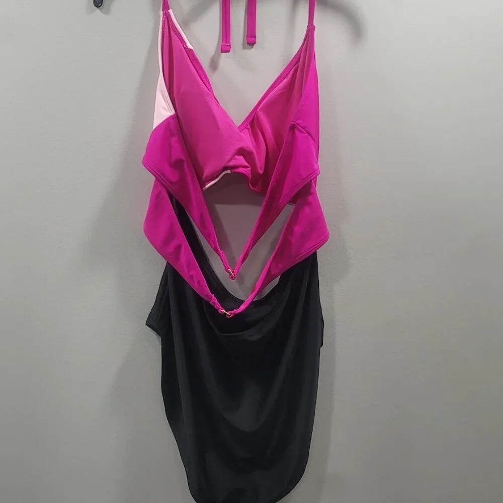 Cyn & Luca Colorblock Cut Out One Piece Swimsuit 3X - Picture 5 of 16
